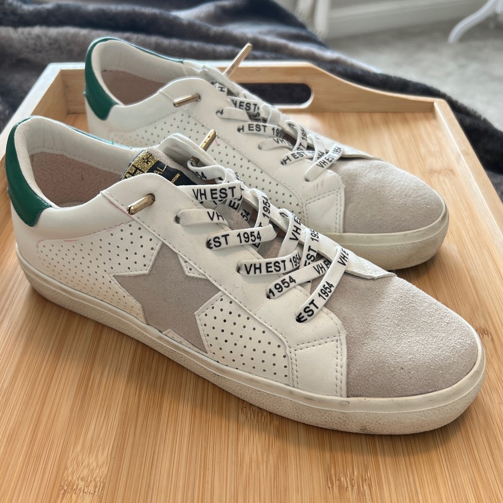 Vintage Havana white with green women’s shoes, size 8.5